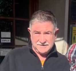 Propietario feliz Hector Gallegos